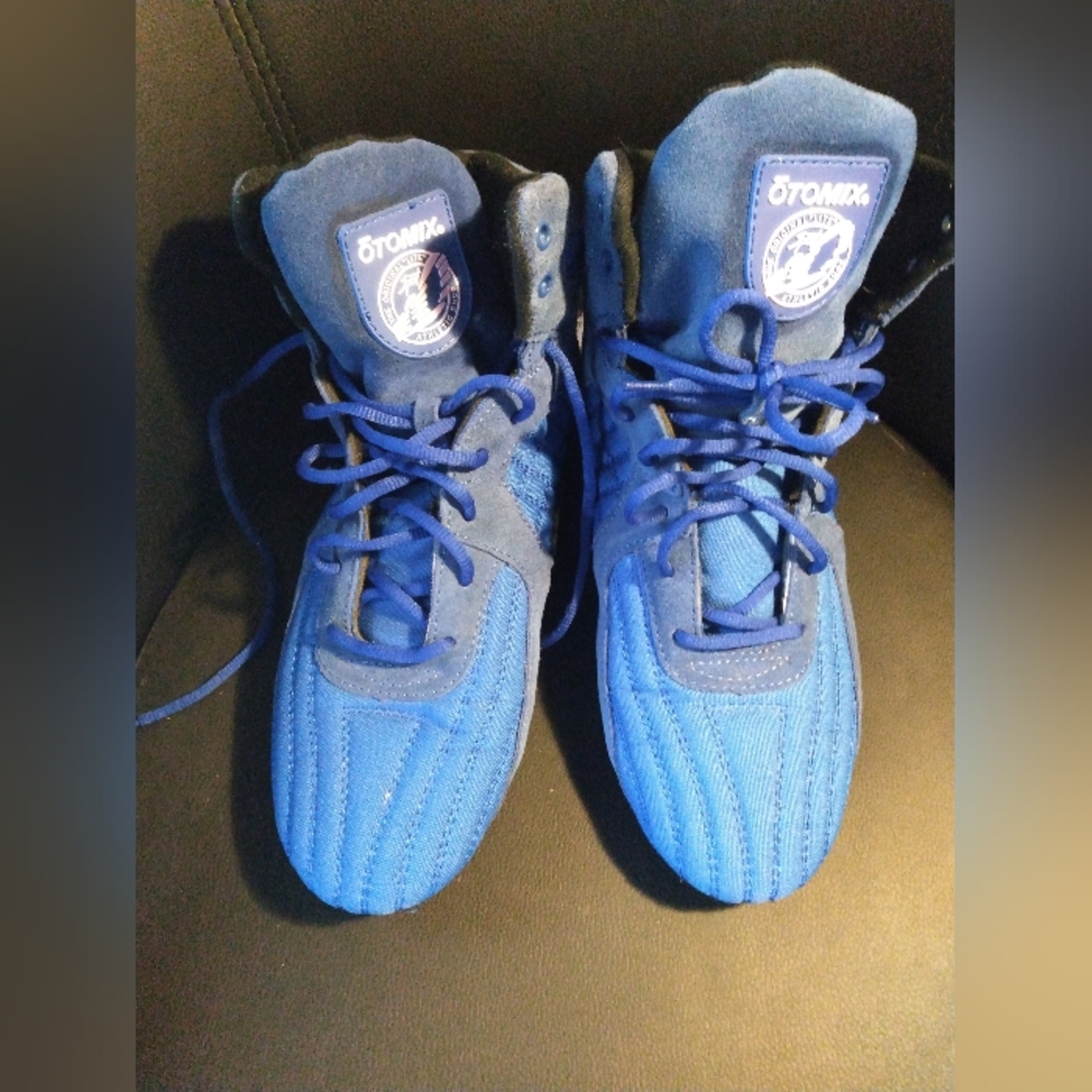 Otomix and Hummer weightlifting shoes